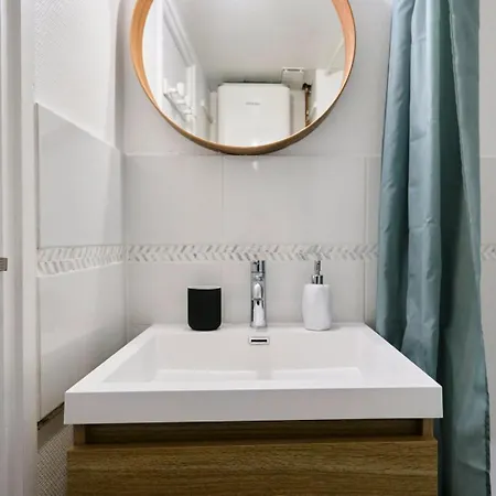 Proche Gares Et Du Centre Apartment *